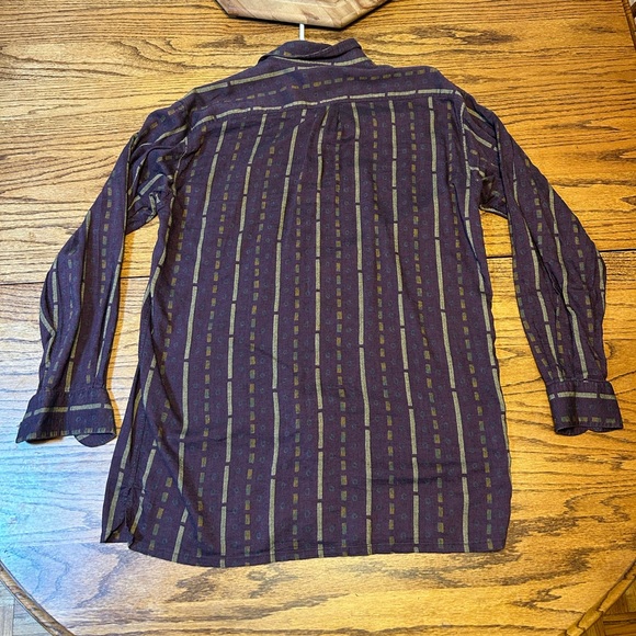 Size Medium Long sleeve button down - Picture 2 of 2